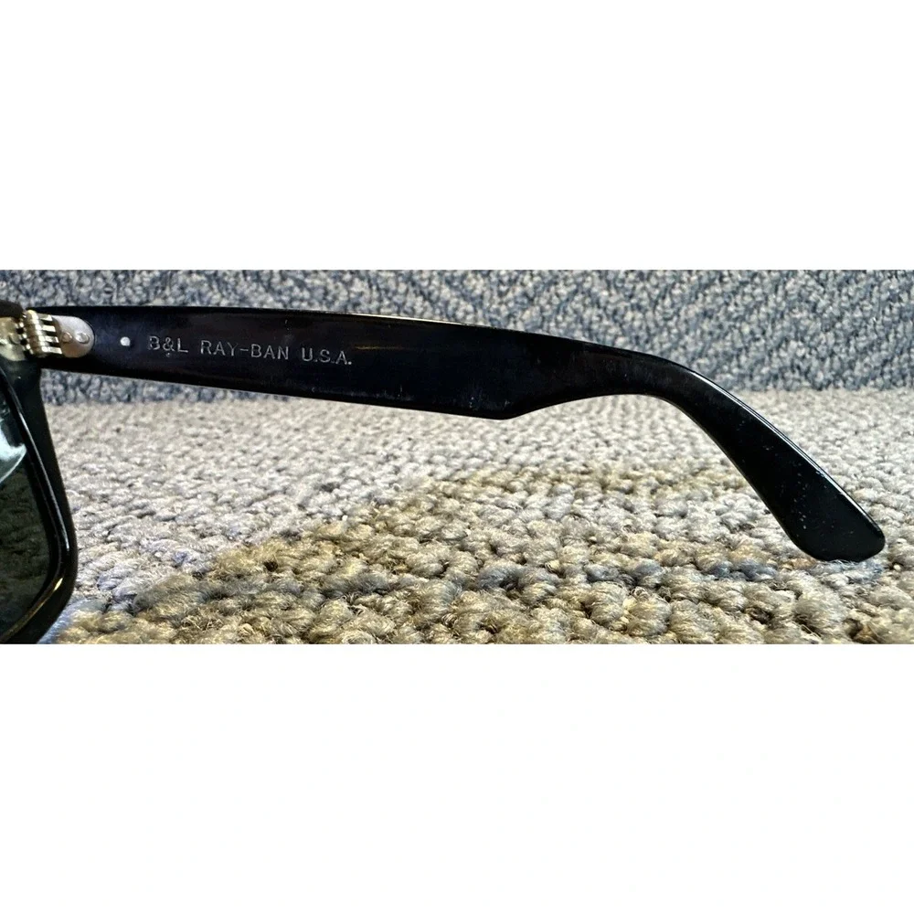 Ray-Ban super cool